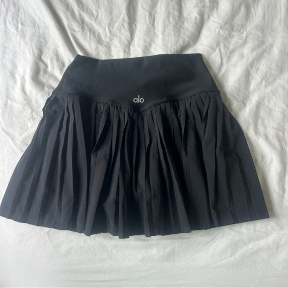 ALO Yoga Women's Black Tennis Skirt - Picture 4 of 4
